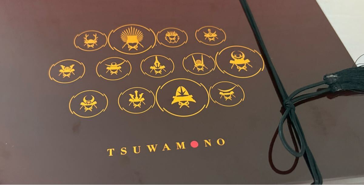 прекрасный товар! жестяная банка коробка *me Lee шоколад TSUWAMONO*.. дизайн жестяная банка ограниченный товар