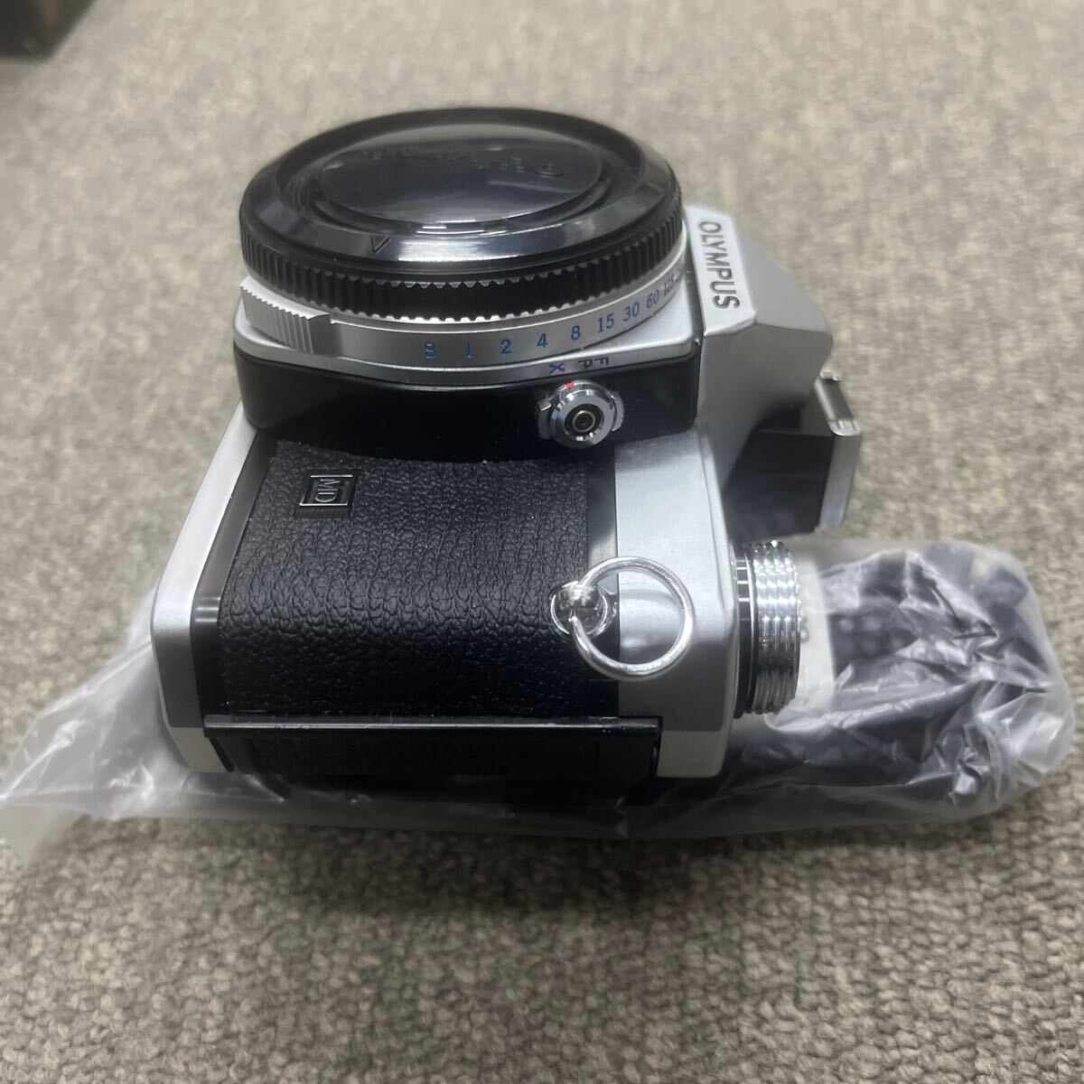 オリンパス OLYMPUS カメラ OM-1 未使用　美品　取説元箱　一眼レフ　貴重