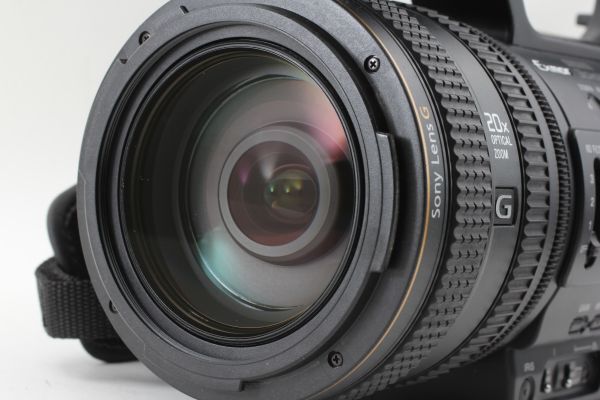 SONY HDR-AX2000 業(yè)務(wù)用 デジタルビデオカメラ ハンディカム バッテリー 充電器 セット ソニー 中古 送料無(wú)料 ジャンク 00317