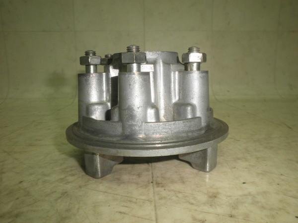 HS8496 AG200(6V) リアホイールハブ 1FE-1104