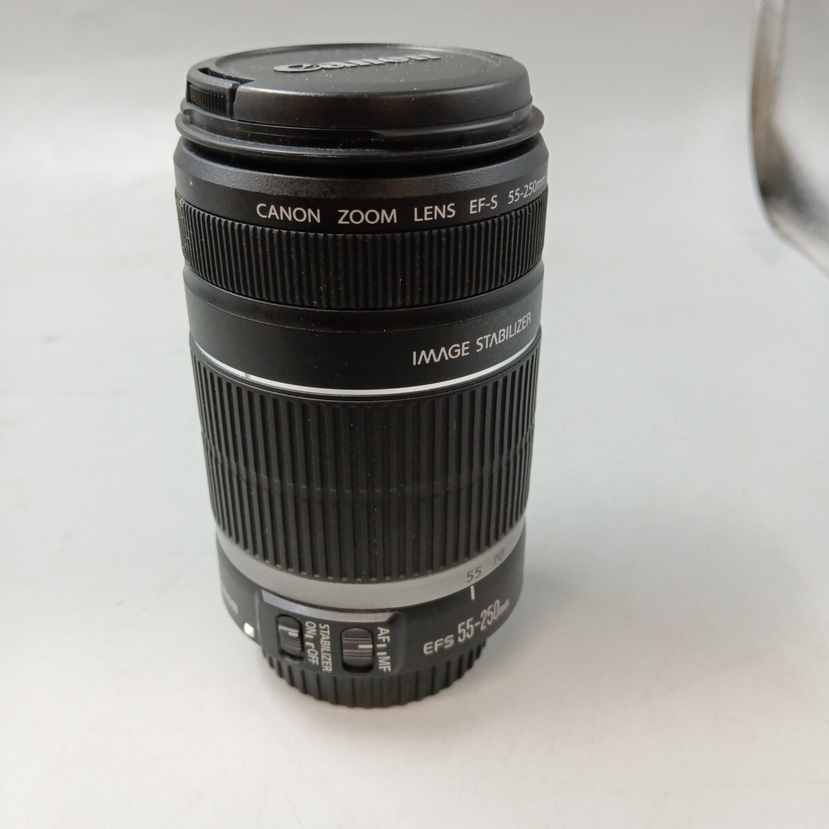 B Canon Canon объектив EF-S 55-250mm 1:4-5.6 IS