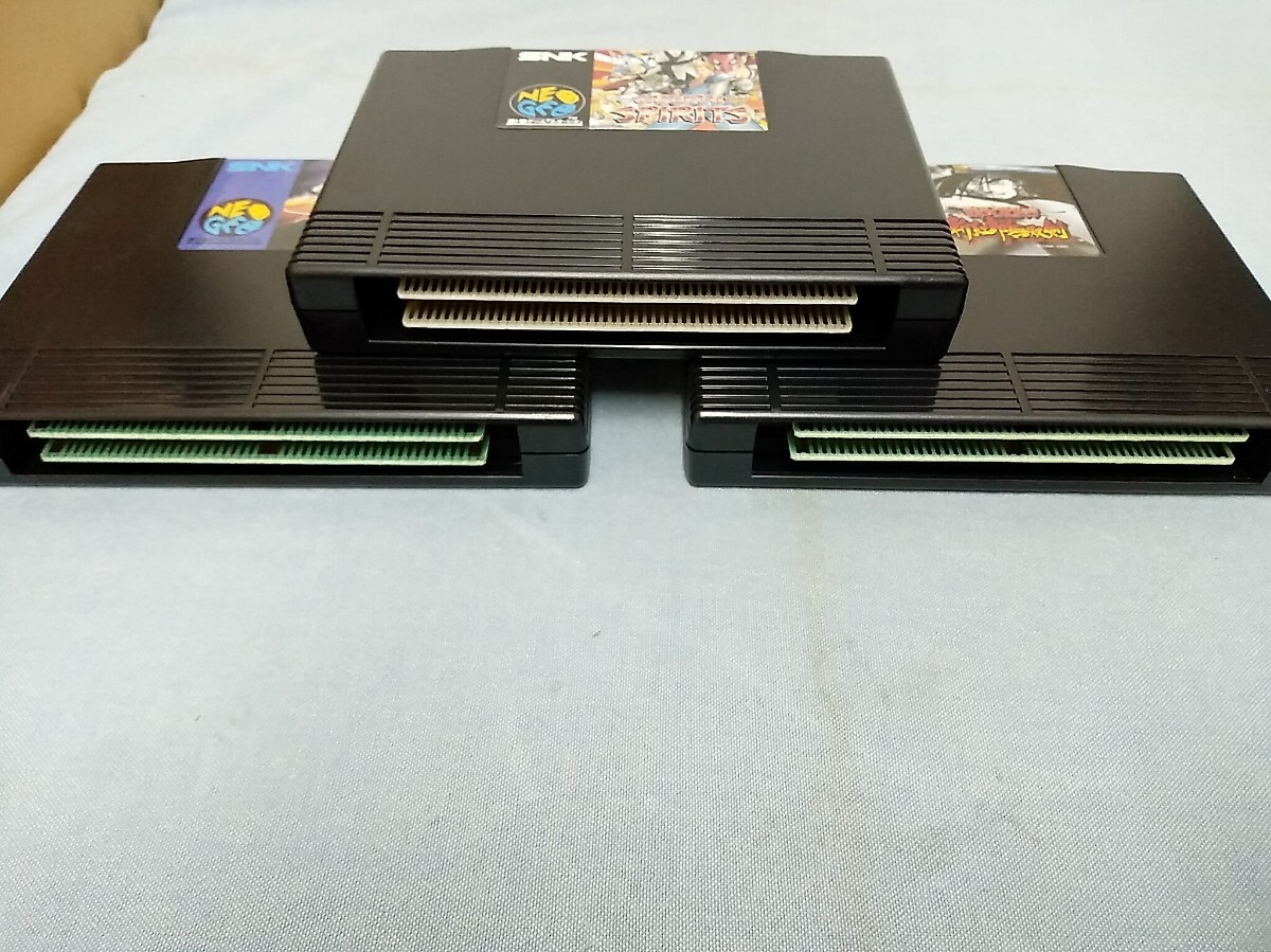  Neo geo Samurai Spirits подлинный ... единственный в своем роде .3 шт. комплект б/у коробка мнение имеется царапина загрязнения есть SNK NEOGEO ROM ром кассета работоспособность не проверялась 