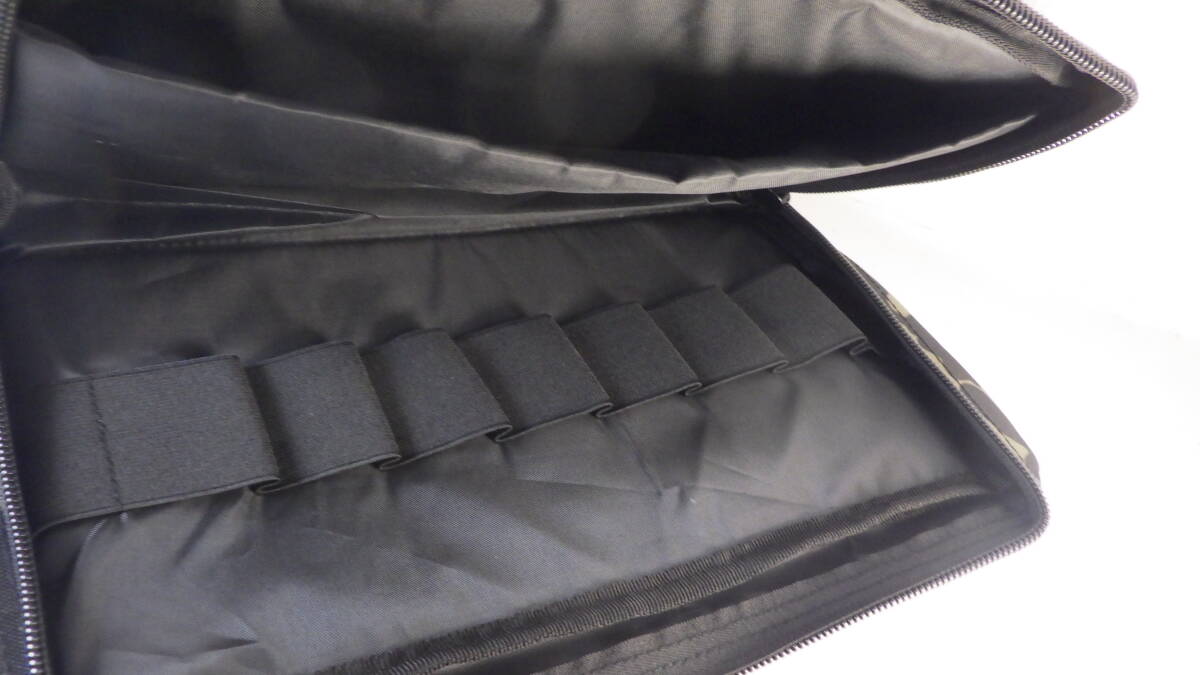【新品】35ｃm×19cm　ソフトハンドガンケース　ダークナイト迷彩