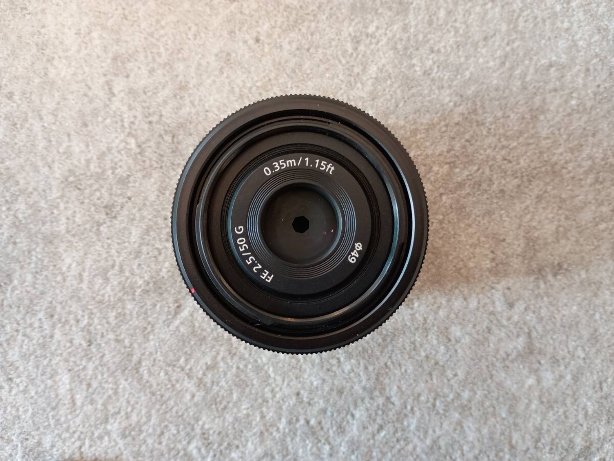 SONY FE 50mm F2.5 G Gレンズ デジタル一眼カメラα[Eマウント]用 純正レンズ SEL50F25G 標(biāo)準(zhǔn)単焦點(diǎn)レンズ フルサイズ