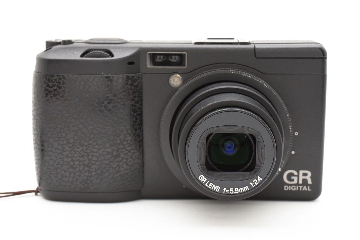 RICOH GR 初代　コンパクトデジタルカメラ RICOH GRは実によく写るのだ。初めて撮った時は驚嘆した。｜記憶