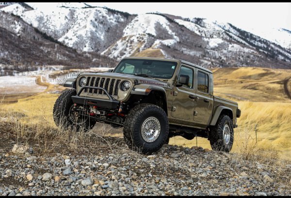 新作 2025モデル チューナー設定 マシーン KMC KM554 AZTEC 8.5J 17in IS±0 139.7 プラド ハイラックス FJ オーバーフェンダー車_画像5