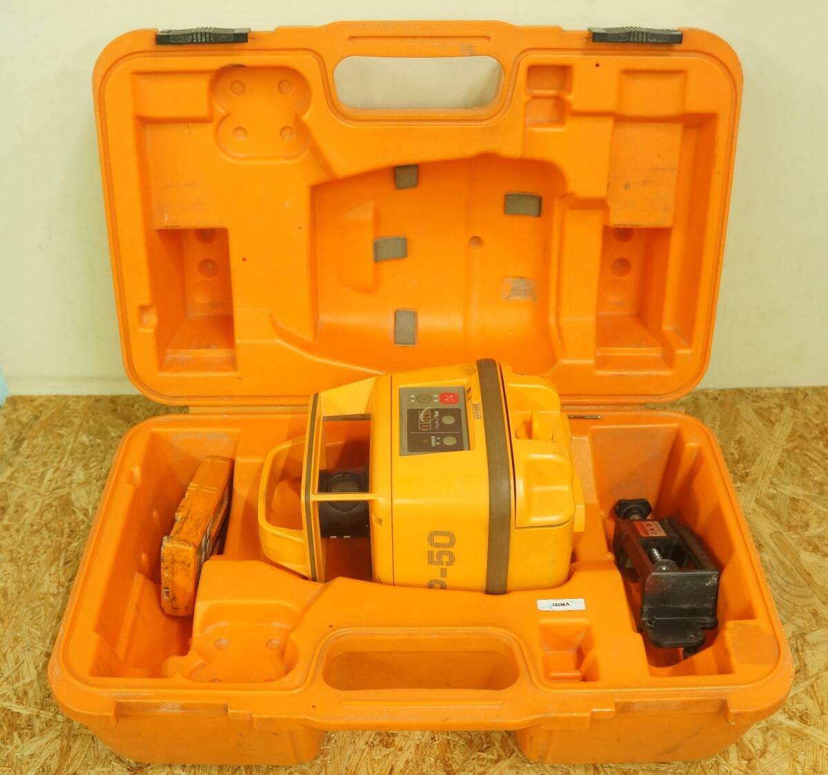 PENTAX ペンタックス PLP-50 レーザーレベル測定器 中古品 傷、汚れ有 通電確認済み リモコン不動_画像1