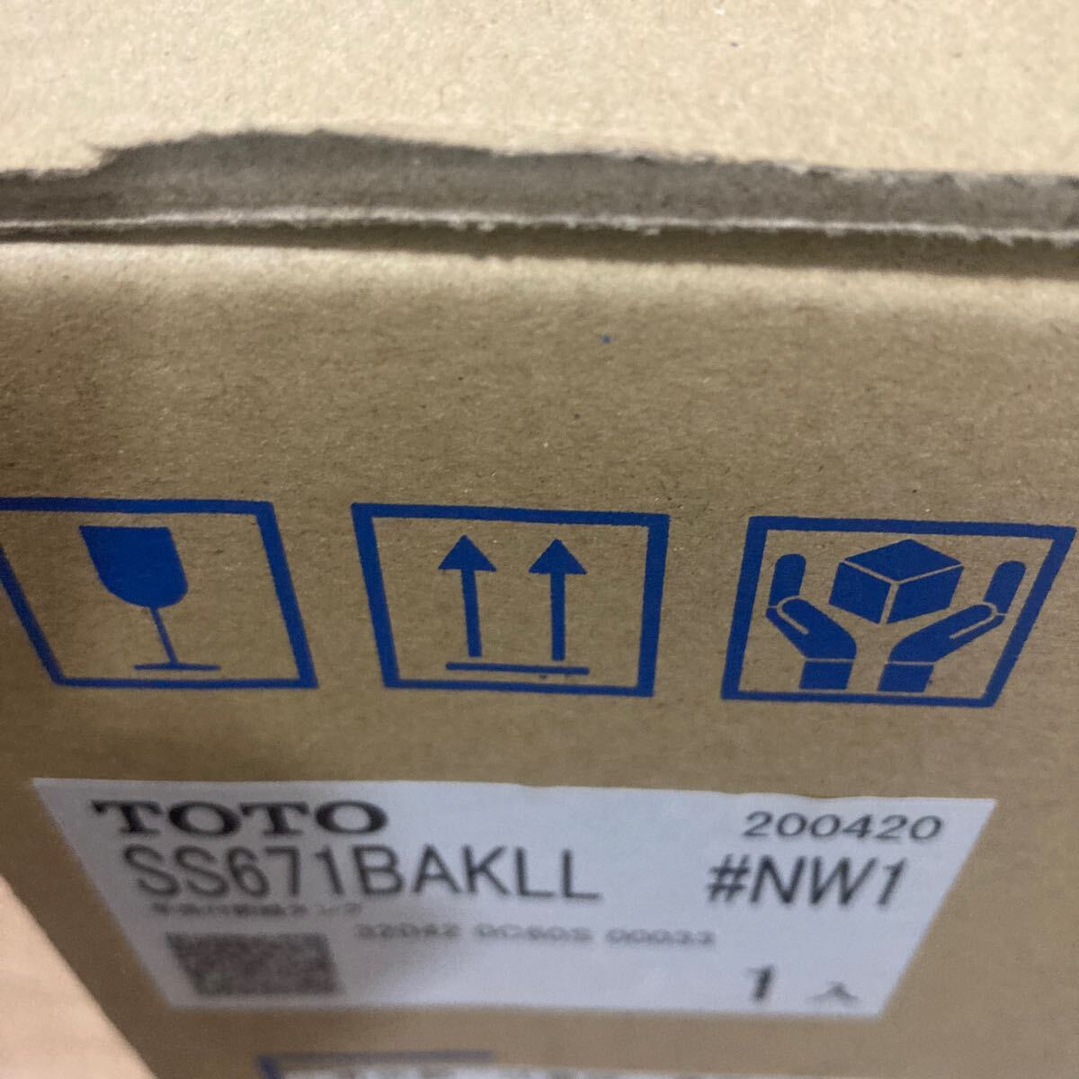 TOTO 手洗付密結タンク　SS671BAKLL #NW1 タンク部　未使用　倉庫保管品