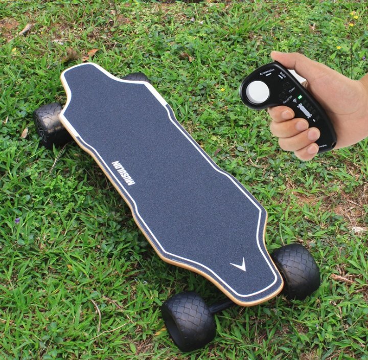 電動(dòng)スライダー四輪大人通勤キャンパス移動(dòng)コナンバランス代歩神器スライダー