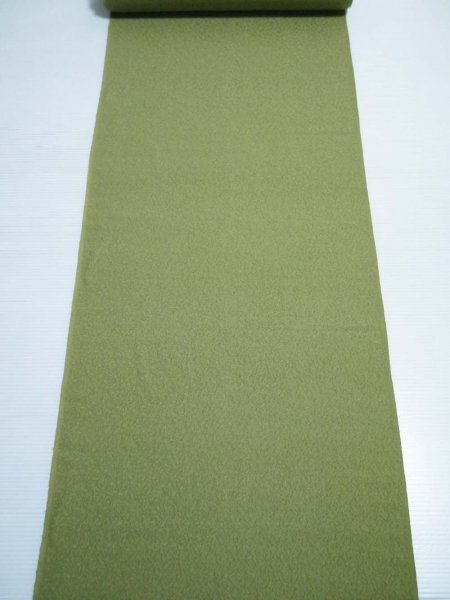 【KIRUKIRU】新古品 色無地 著物 反物 著尺 正絹 緑 黃緑 オリーブ色 呉服 和裁 古布 生地 材料 リメイク 人形細工 ハンドメイド 手蕓