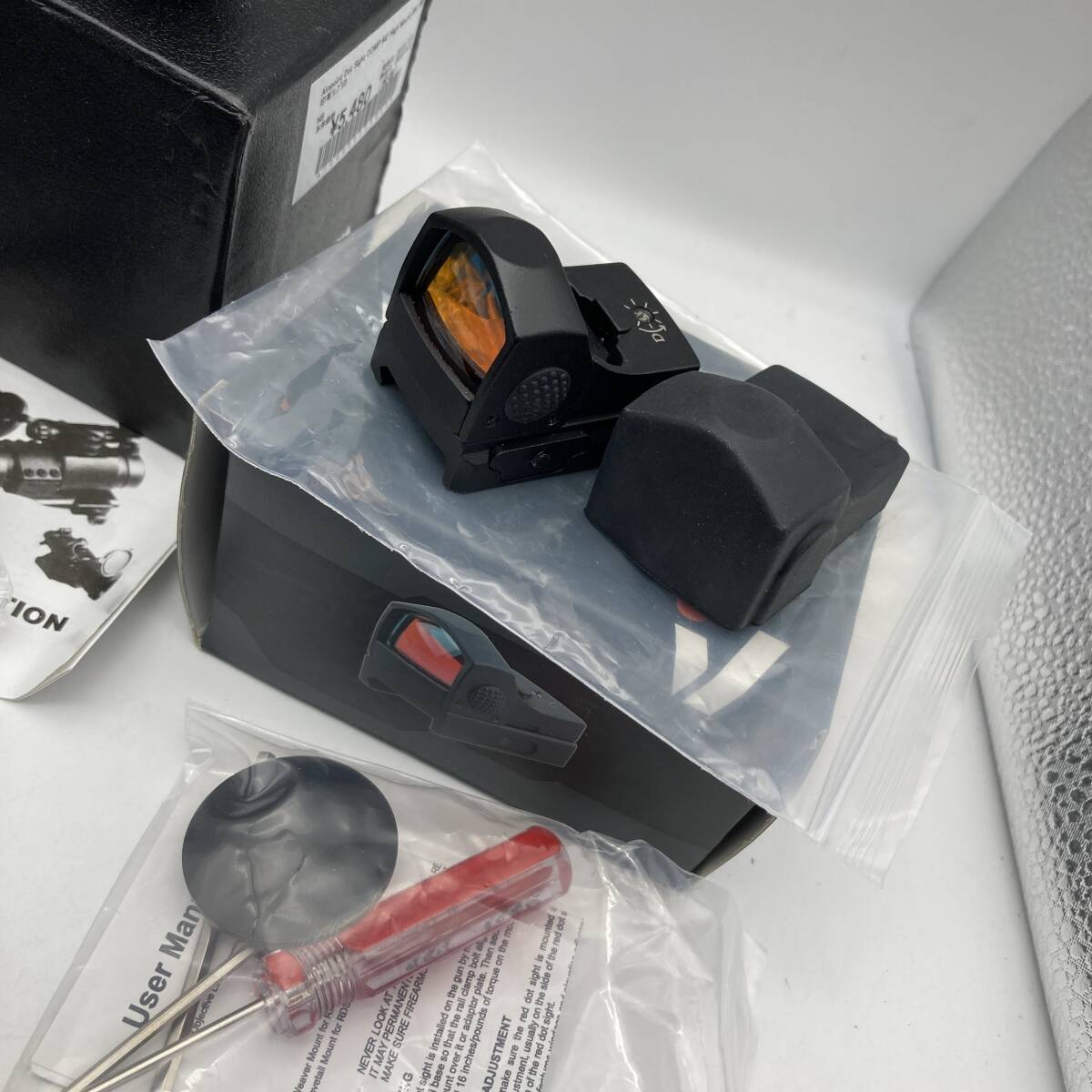 36S【中古ジャンク品】 ミリタリー用品 まとめて箱詰め ※動(dòng)作未確認(rèn)ジャンク品