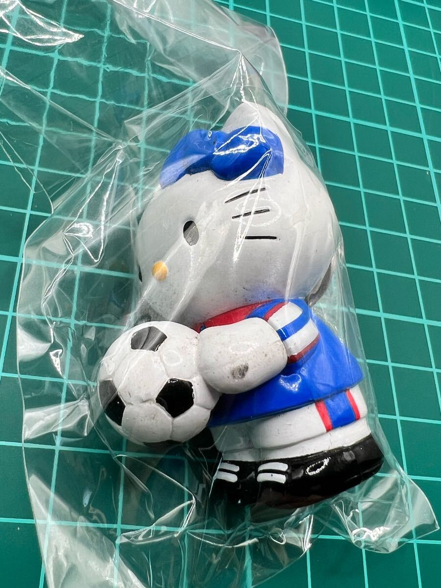 サンリオ　ハローキティ　アミューズメント施設限定　レトロキーホルダー　マスコットセット①