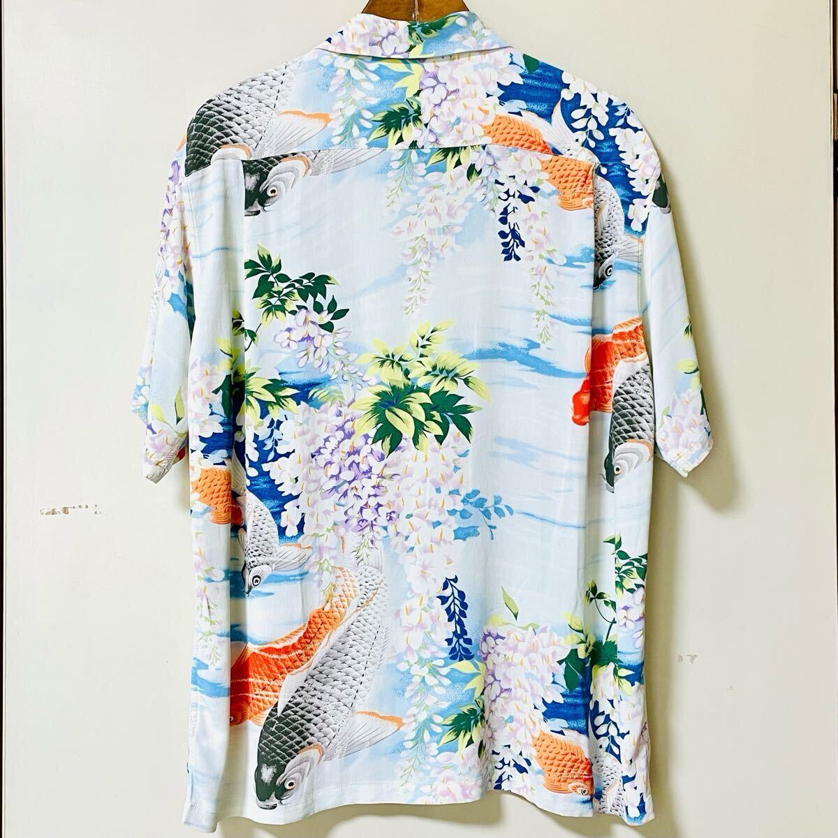 サンサーフ古著アロハシャツ 藤の花と錦鯉 水色 Ｍサイズ レーヨン 和柄 ハワイアンシャツ SUN SURF 