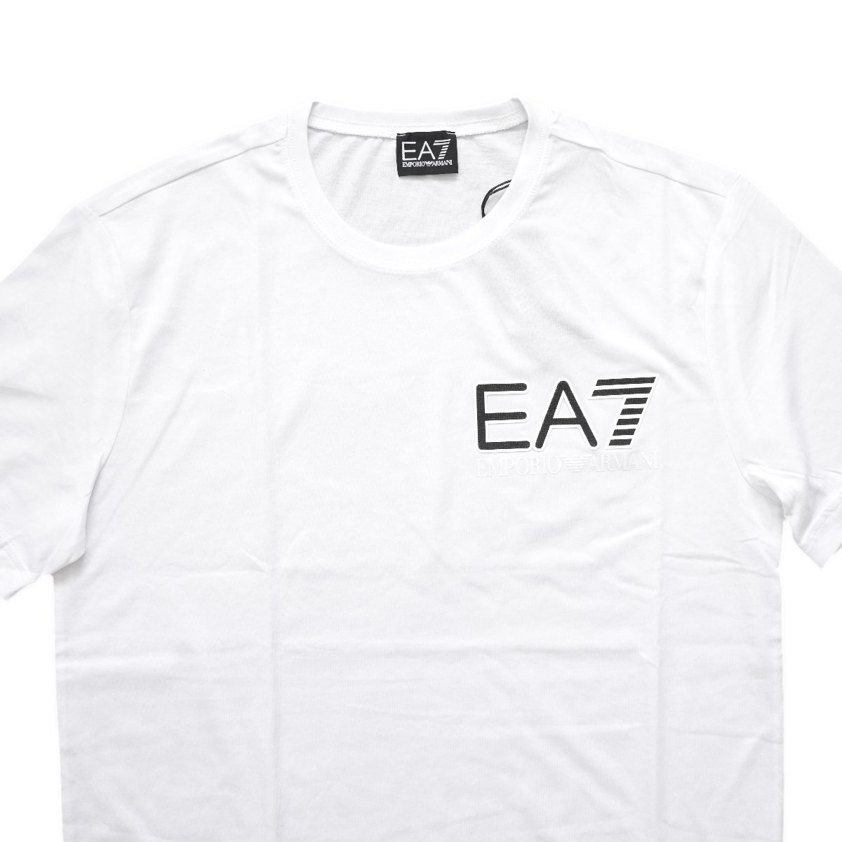 ◆新品◆エンポリオアルマーニ EA7◆胸元にリッチな気分を忍ばせる大人の ワンポイント ロゴ 半袖 Tシャツ L ホワイト白◆EMPORIO ARMANI