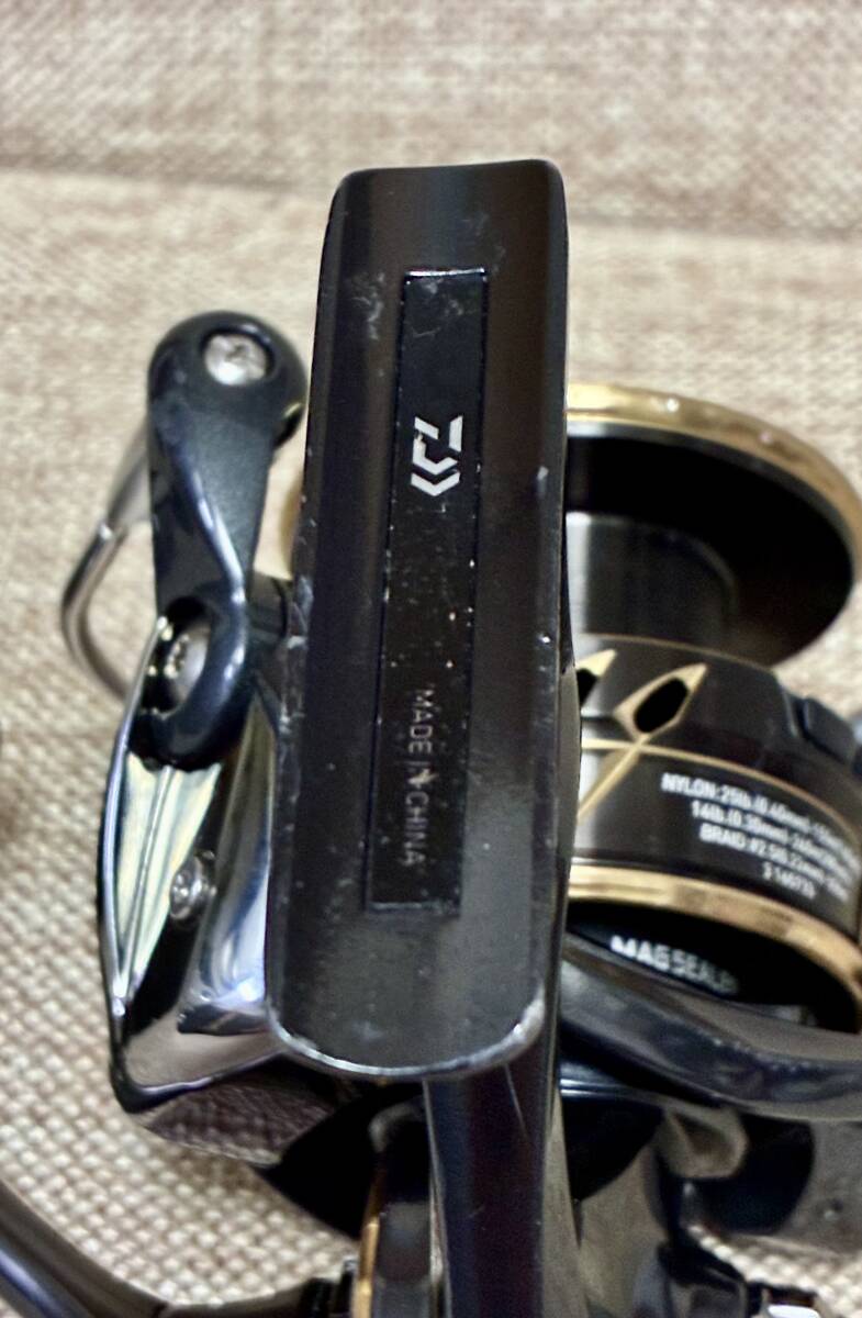 [ б/у ]DAIWA Daiwa 22 CALDIA SWka Rudy a5000D-CXH дополнение sho ставрида японская gi синий предмет LSJb Lisa walasagosi тунец-бонито 