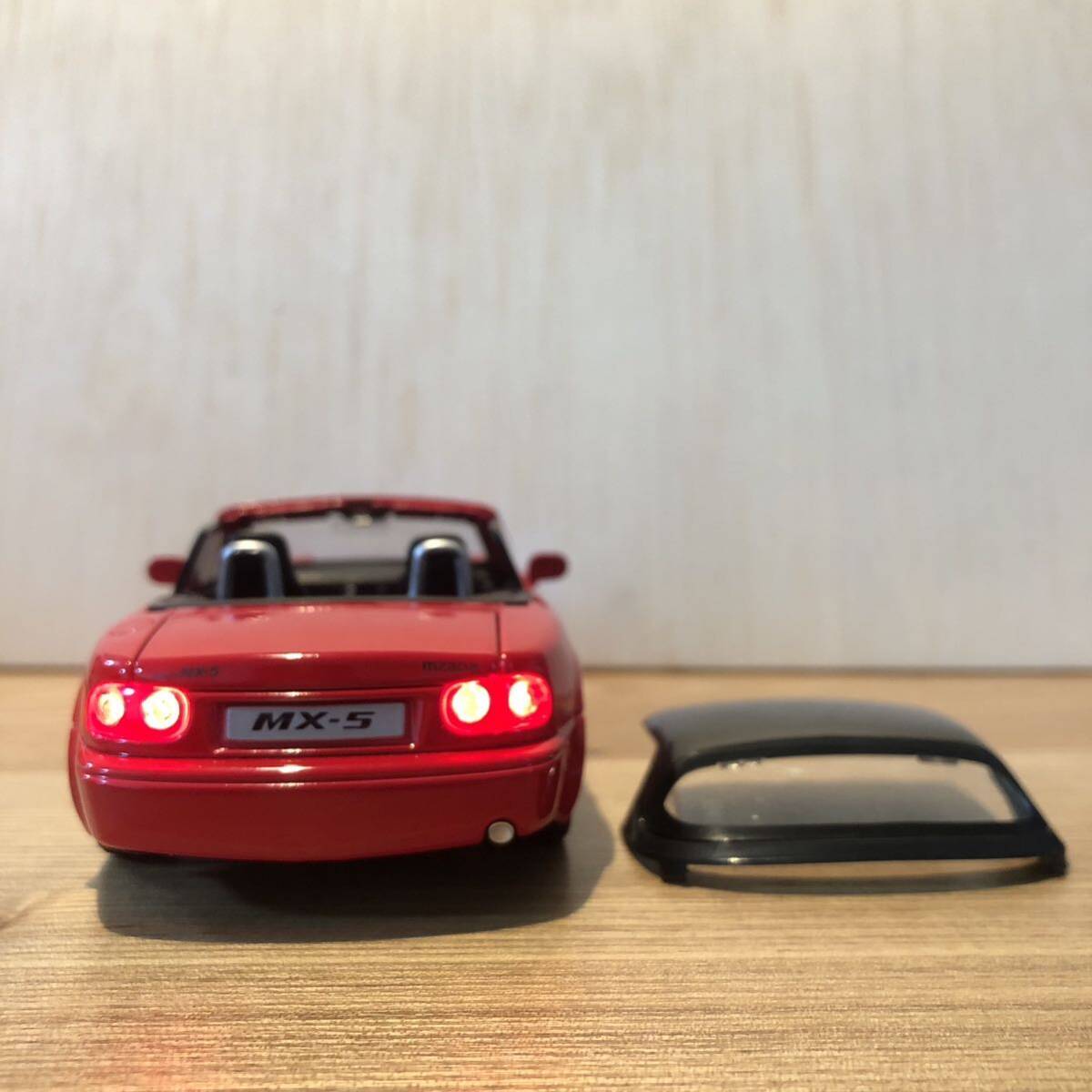 マツダ ロードスター ミニカー1/32 レッド NA6CE NA8C イニシャルD 頭文字D 末次トオル　赤　ユーノス　na ハードトップ仕様_画像2