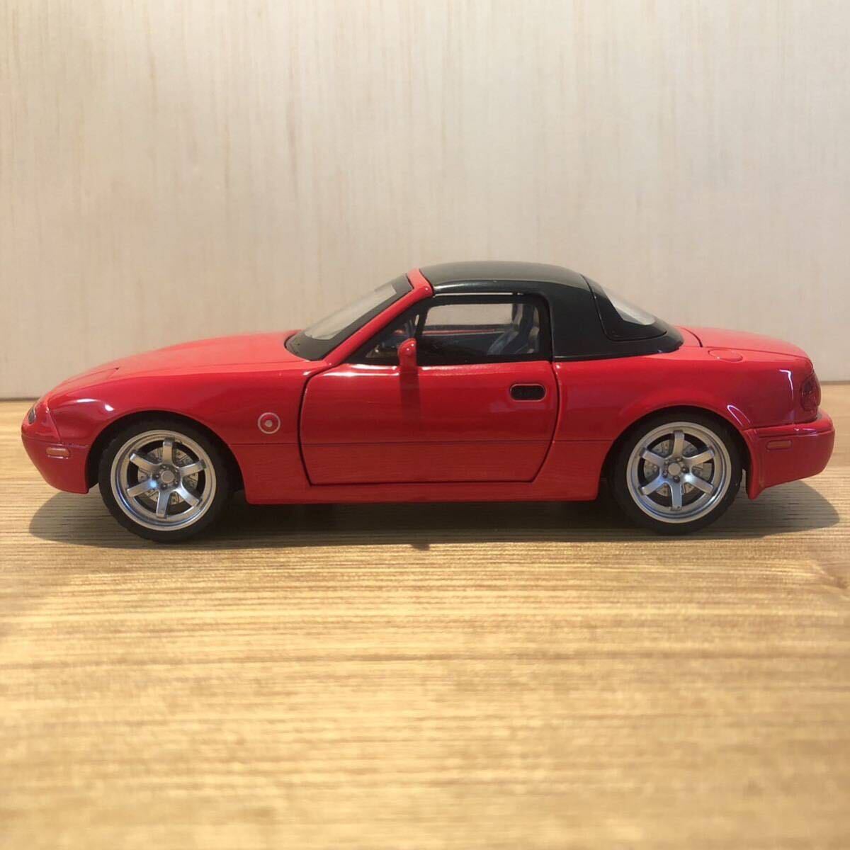 マツダ ロードスター ミニカー1/32 レッド NA6CE NA8C イニシャルD 頭文字D 末次トオル　赤　ユーノス　na ハードトップ仕様_画像9