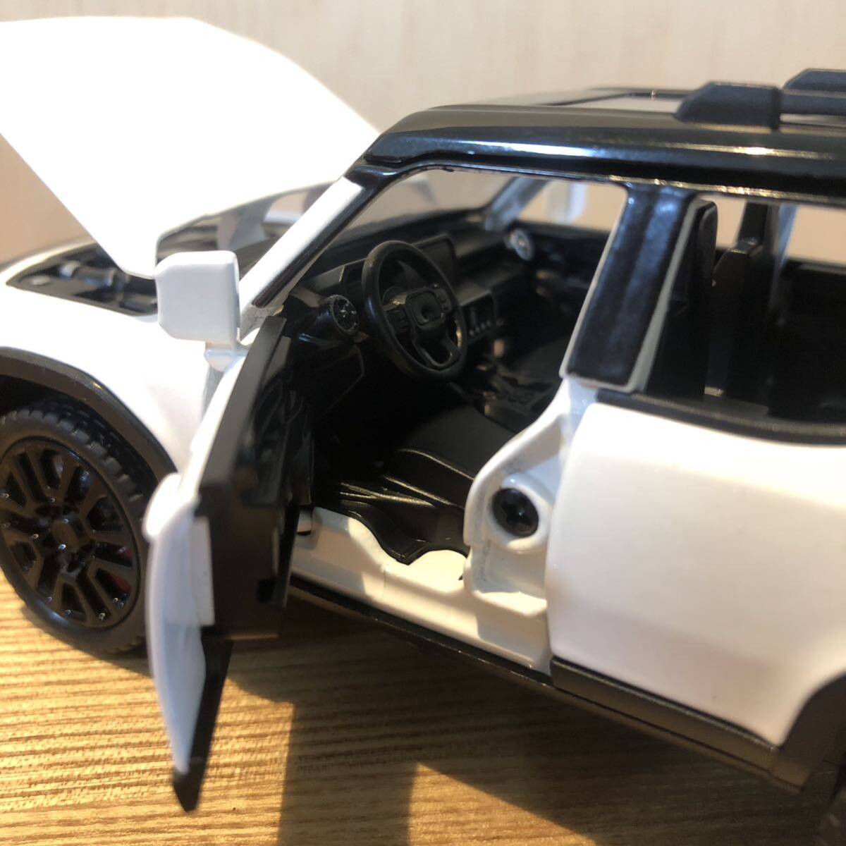 1/32 トヨタ ランドクルーザー250 ランクル250 白 ミニカー 国内非売品 ランドクルーザー 250 ランクル SUV _画像5