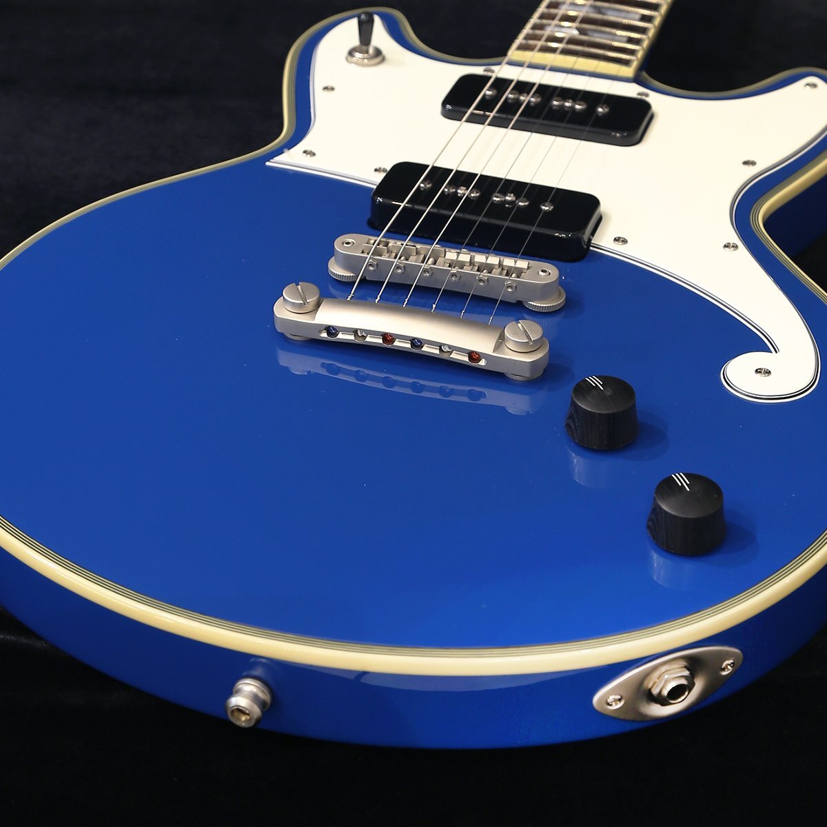  бесплатная доставка новый товар D'Angelicoti Anne je Rico электрогитара Deluxe Brighton Limited Edition Sapphire с футляром осмотр товар отрегулирован отгрузка 