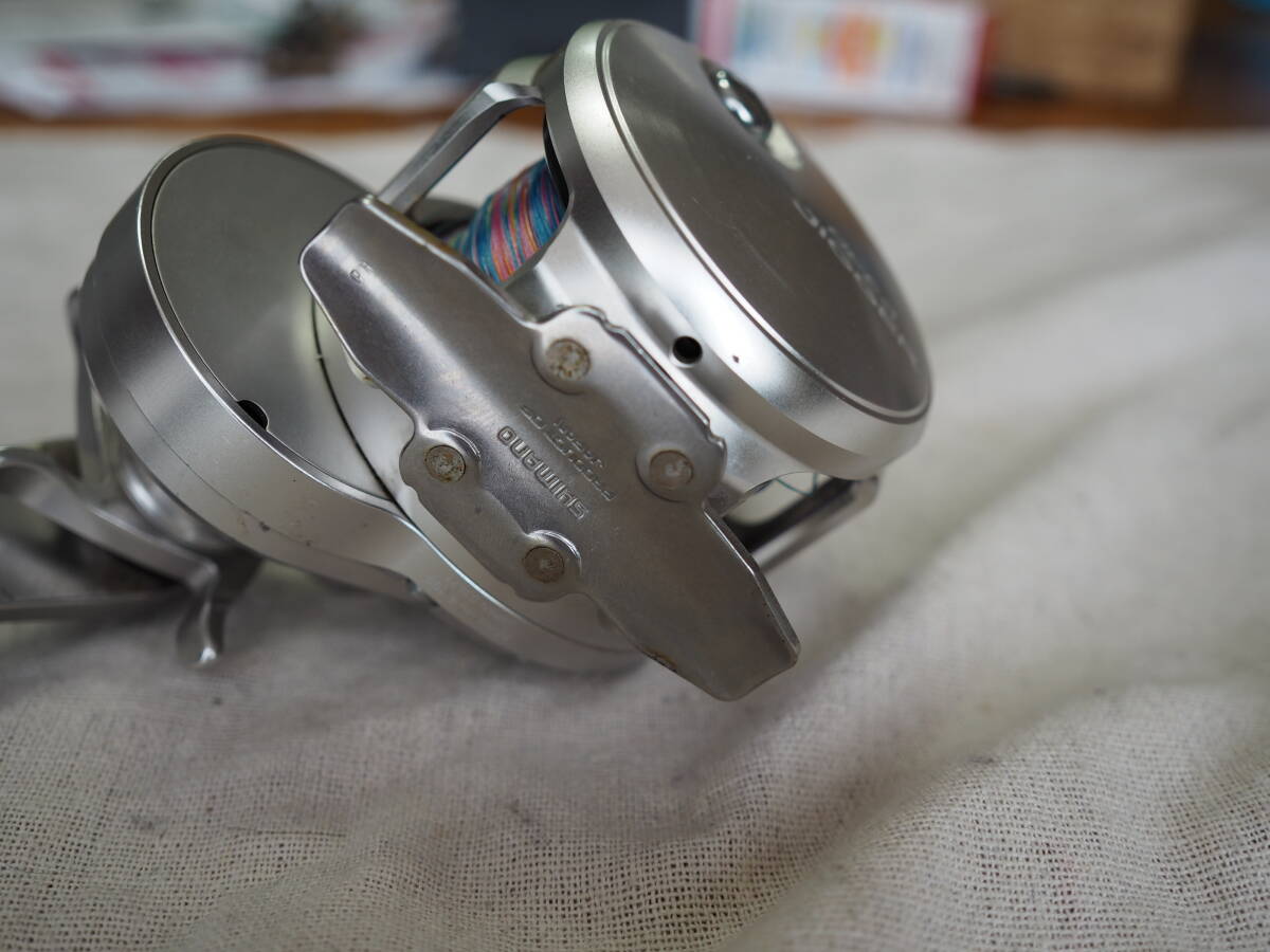 ??美品　シマノ 17 オシアジガー 2000NRHG　日本制??