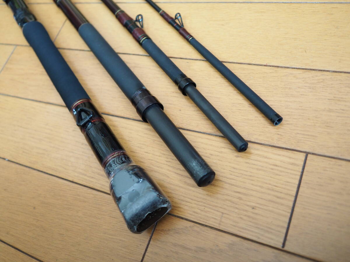 ??美品　ダイワ　剛?！H484　石鯛　并継　日本制??