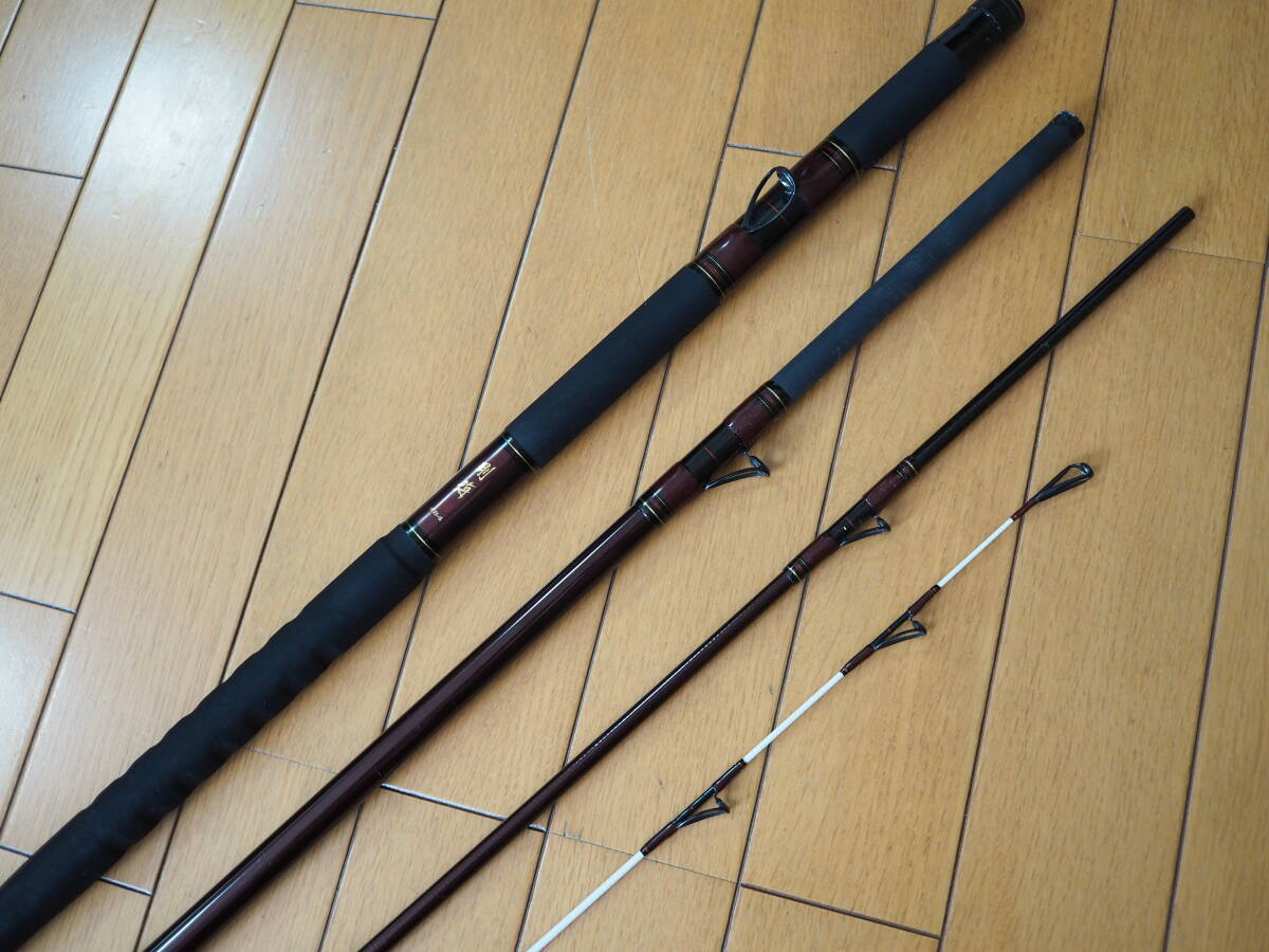 ??美品　ダイワ　剛?！H484　石鯛　并継　日本制??
