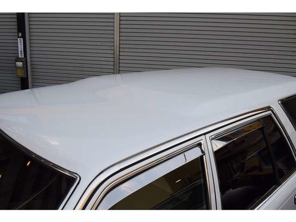 グロリアワゴン 2.0 V20E SGL 7人乗り ナルディハンドル 純正ノーマル車