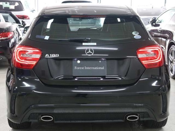 Aクラス A180 スポーツ セーフティP/ナビTV/AMG18インチAW