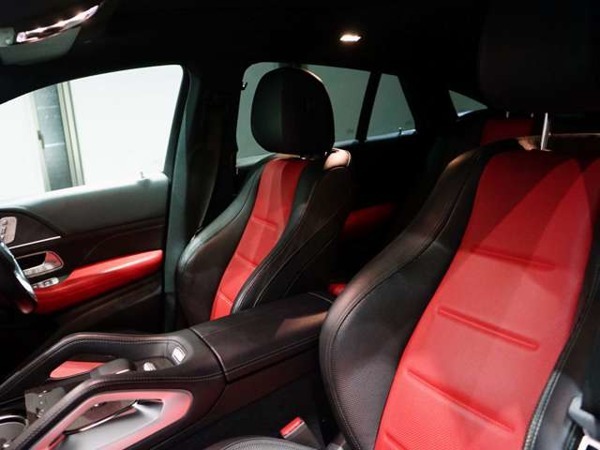 GLEクーペ 400 d 4マチック スポーツ ディーゼルターボ 4WD マッドブラック21AW　赤×黒シート