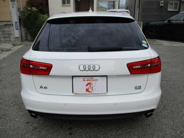 A6アバント 2.8 FSI クワトロ 4WD