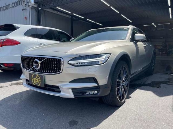 V90クロスカントリー T6 AWD サマム 4WD