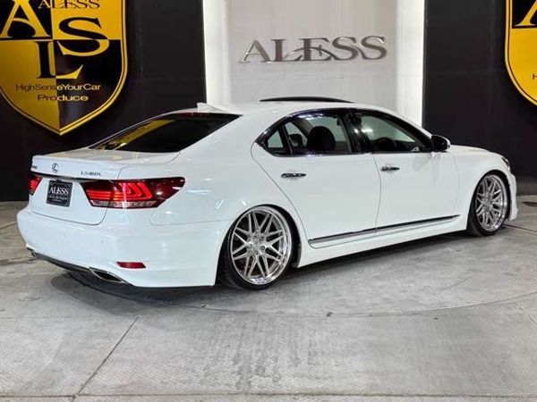 LS 460L エグゼクティブパッケージ ロング サンルーフ黒革 サスコン 21インチ