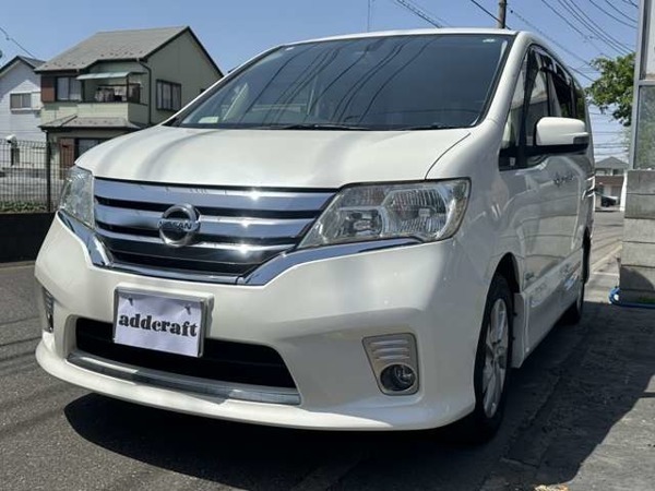 セレナ 2.0 ハイウェイスター S-HYBRID 后席フリップダウン　令和7年8月