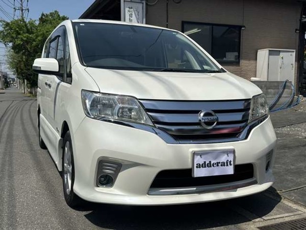セレナ 2.0 ハイウェイスター S-HYBRID 后席フリップダウン　令和7年8月