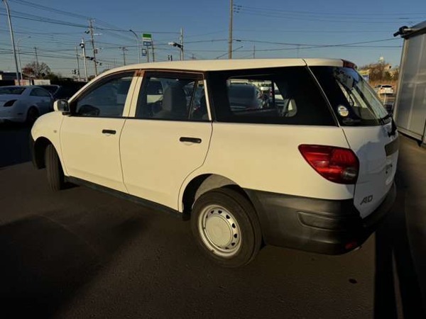 AD 1.6 DX 4WD エマージェンシーブレーキ