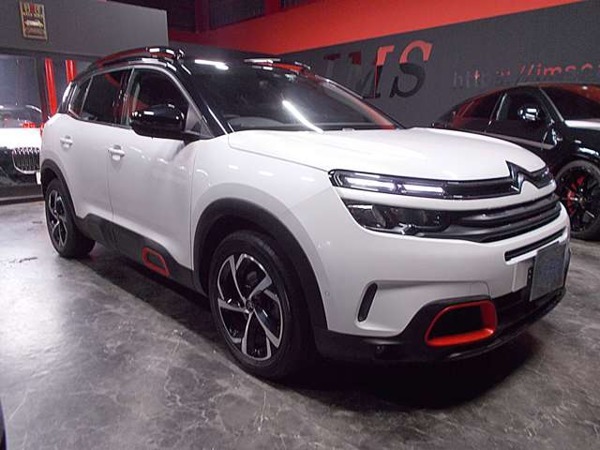 C5エアクロスSUV シャイン ブルーHDi ディーゼルターボ ディーゼルターボ セーフティパッケージ