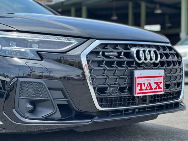 A8 55 TFSI クワトロ 4WD SラインスタイリングPKGコンフォートPKG