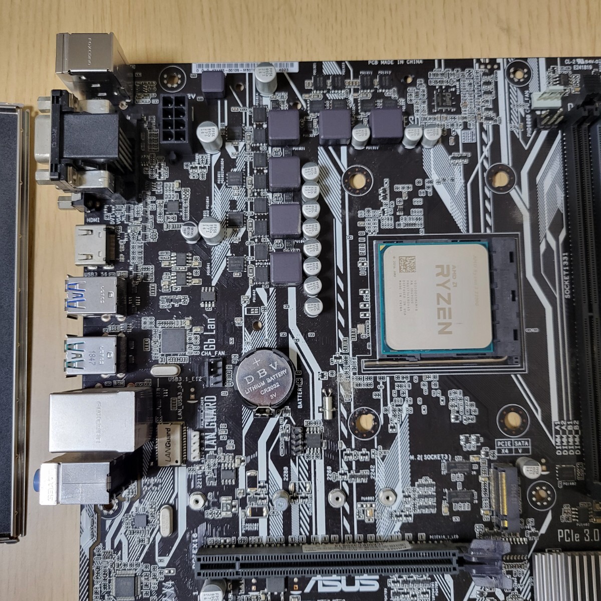 【動(dòng)作確認(rèn)済み】Ryzen3 2200G + ASUS B350M-A + Samsung DDR4-2400 16GB セット MicroATX CPU マザーボード メモリセット