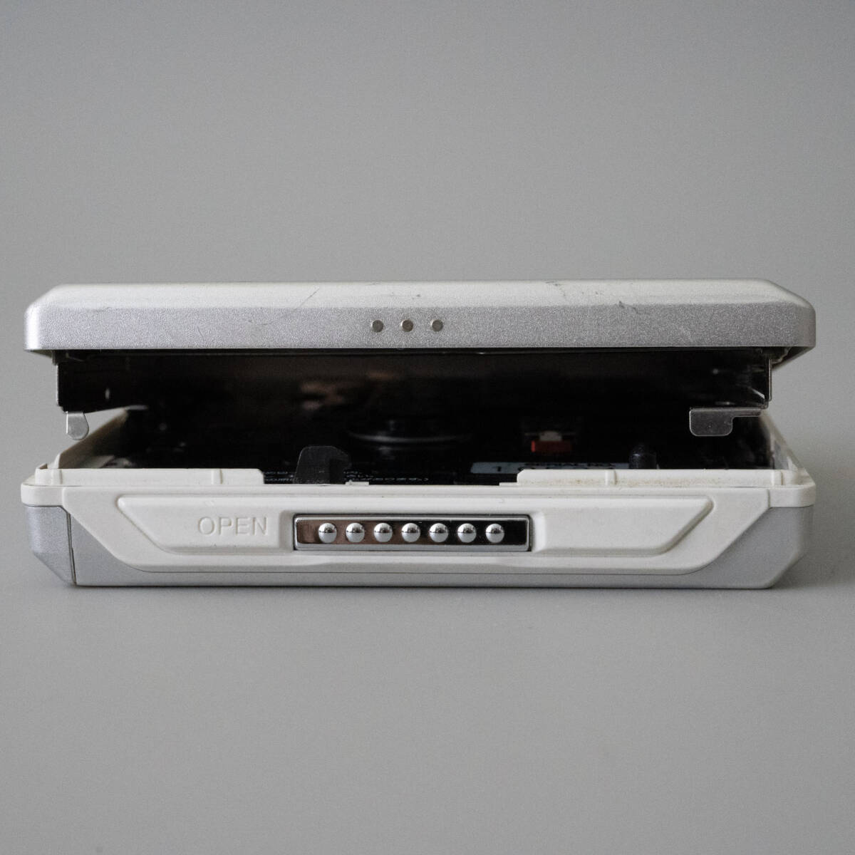 SONY MD WALKMAN ソニーMDウォークマン MZ-E500 リモコン RM-MC10L シルバー ポータブルプレーヤー