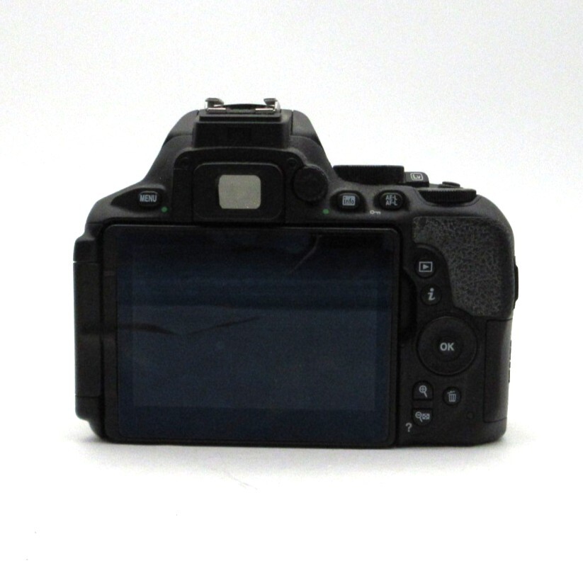 1円? Nikon ニコン D5600 デジタル一眼レフカメラ レンズ2點 箱付 他 動作未確認 現(xiàn)狀品 3802942