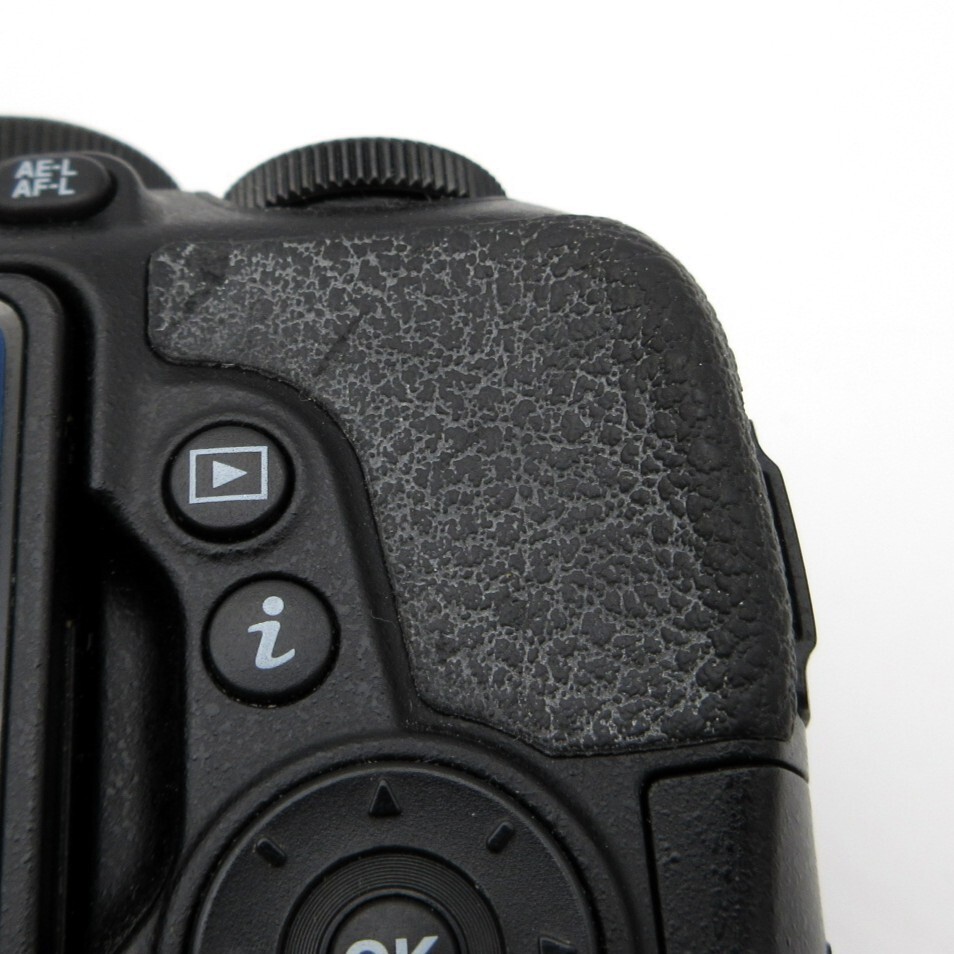 1円? Nikon ニコン D5600 デジタル一眼レフカメラ レンズ2點 箱付 他 動作未確認 現(xiàn)狀品 3802942