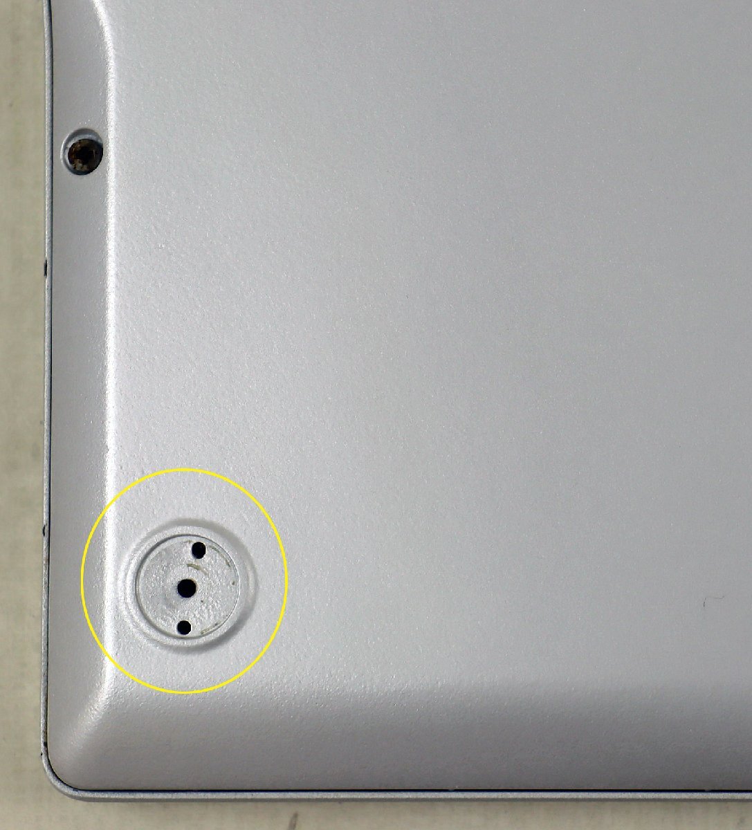 S●中古品●ノートパソコン本體 『LIFEBOOK UH08/E3 FMVUU8FUV2』 FUJITSU/富士通 13.3型 CPU:Corei5-1135G7@2.40GHz メモリ:8GB SSD:256GB