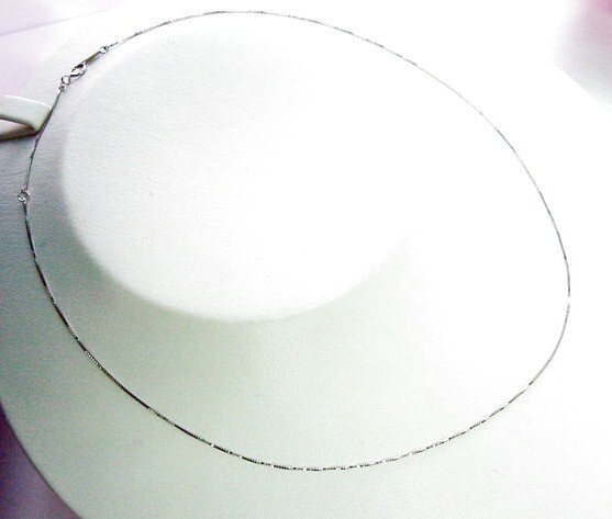 送料無料【数量限定】K18WGベネチアタイプ45cm・1.50gネックレス