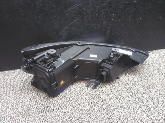 平成23年 アウディ A1 8XCAX 左ヘッドランプ HID ZKW 8X0 941 043 A, 8X0941043A