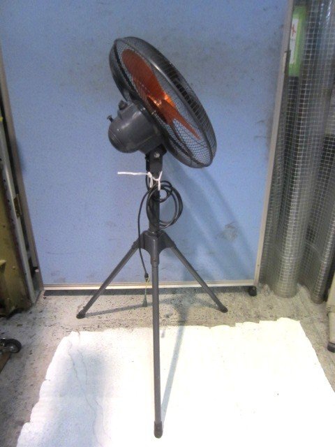 コンドーテック 工場扇 KT-45K 頭部直徑45cm 4枚羽 三腳式 風量3段階切替 左右首振り 業(yè)務用 扇風機 業(yè)務用扇風機 大型扇風機 送風機 空調