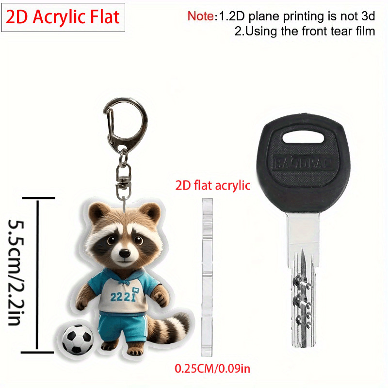 キーホルダー サッカーをするアライグマ アクリル 小さめ 5.5cm 平面 2D キーチェーン アニマル かわいい 二足歩行 動物 インテリア t6729
