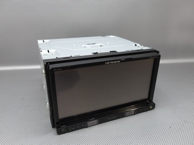 中古 スバル純正 AVIC-RZ900 メモリーナビ/DVD/Bluetooth/フルセグ 7型 (棚3924-D301)