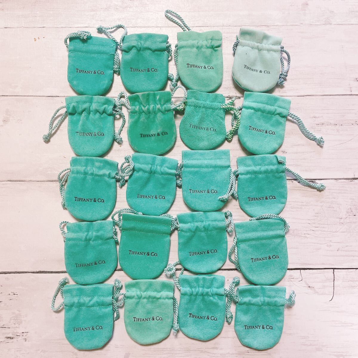 H2764 TIFFANY ティファニー　小物　アクセサリー 収納　保存袋　袋