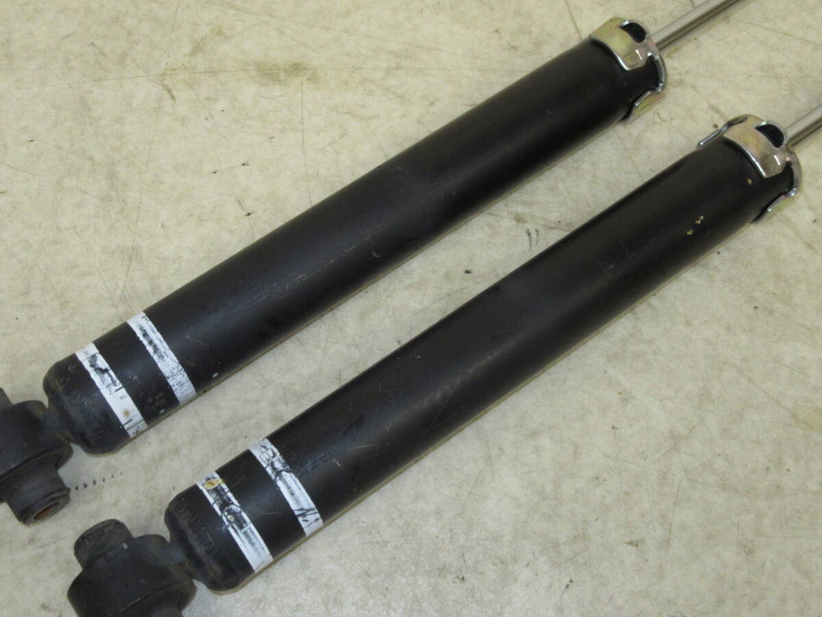 純正サスペンション プリウス　zvw30 送料込