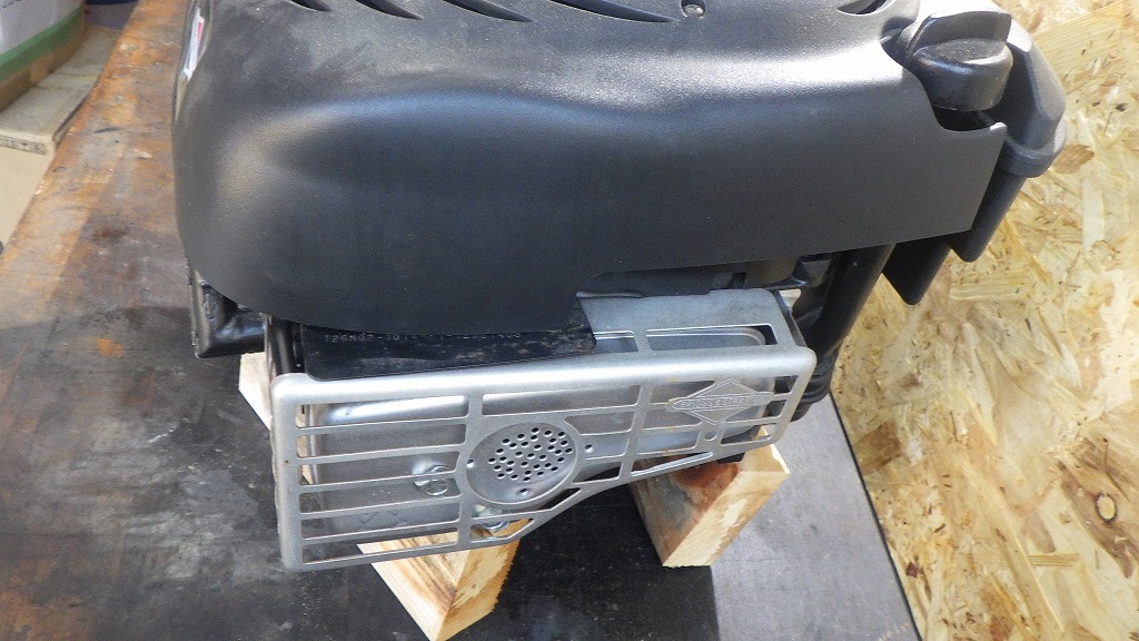 [ почти новый товар ]Briggs & Stratton длина ось двигатель 675 серии 